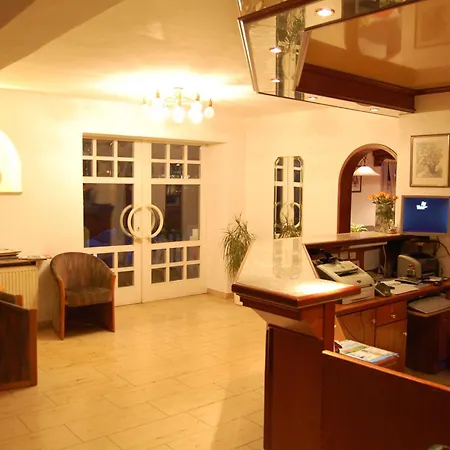 Hotel Johnel 3*