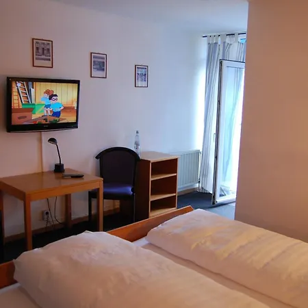 Johnel Hennef (Sieg)