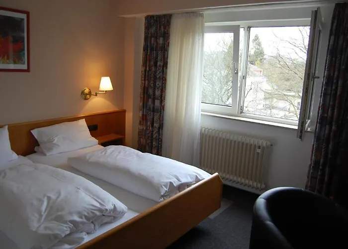 Johnel Hennef (Sieg)